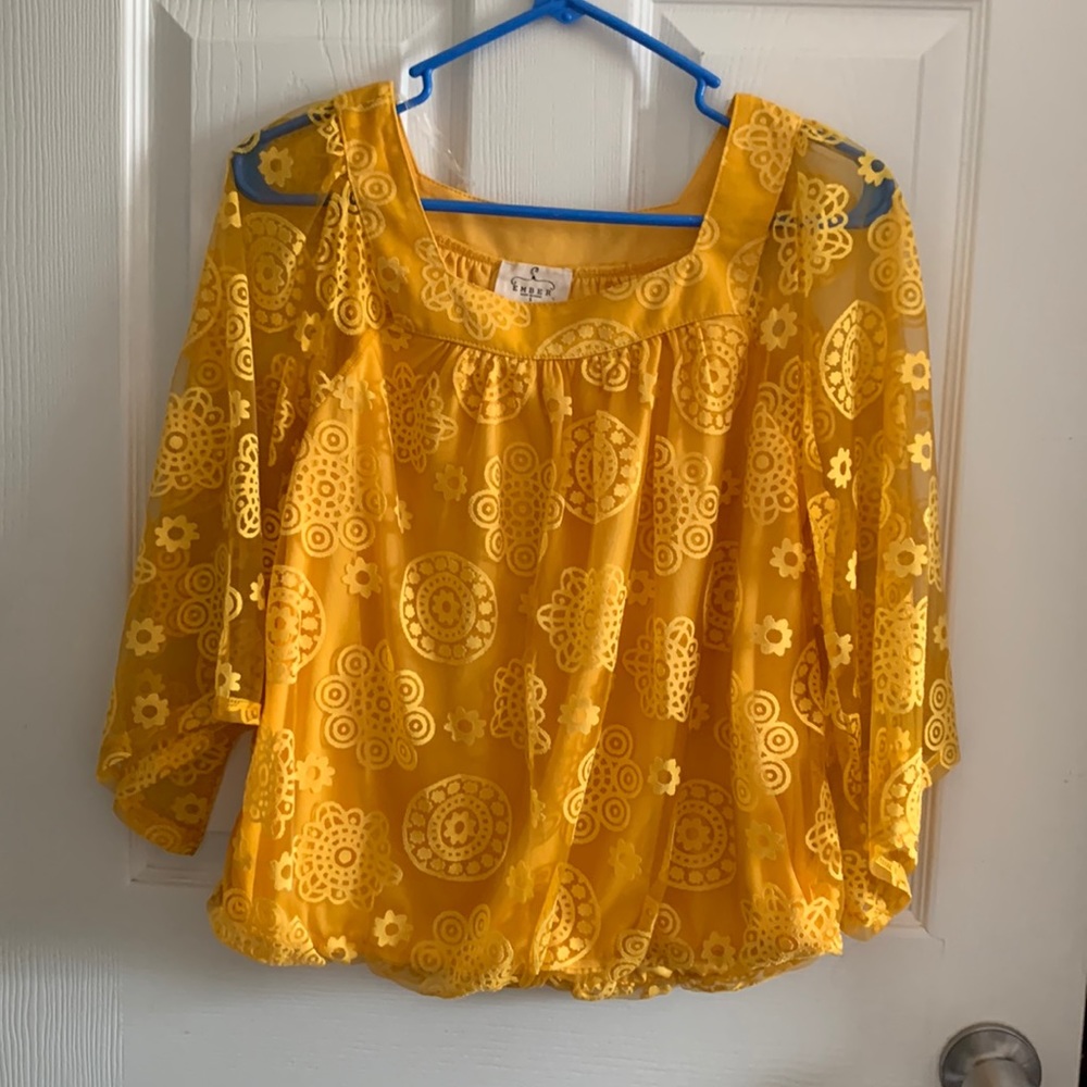 Ember top floral lace wide long sleeve sunny yellow